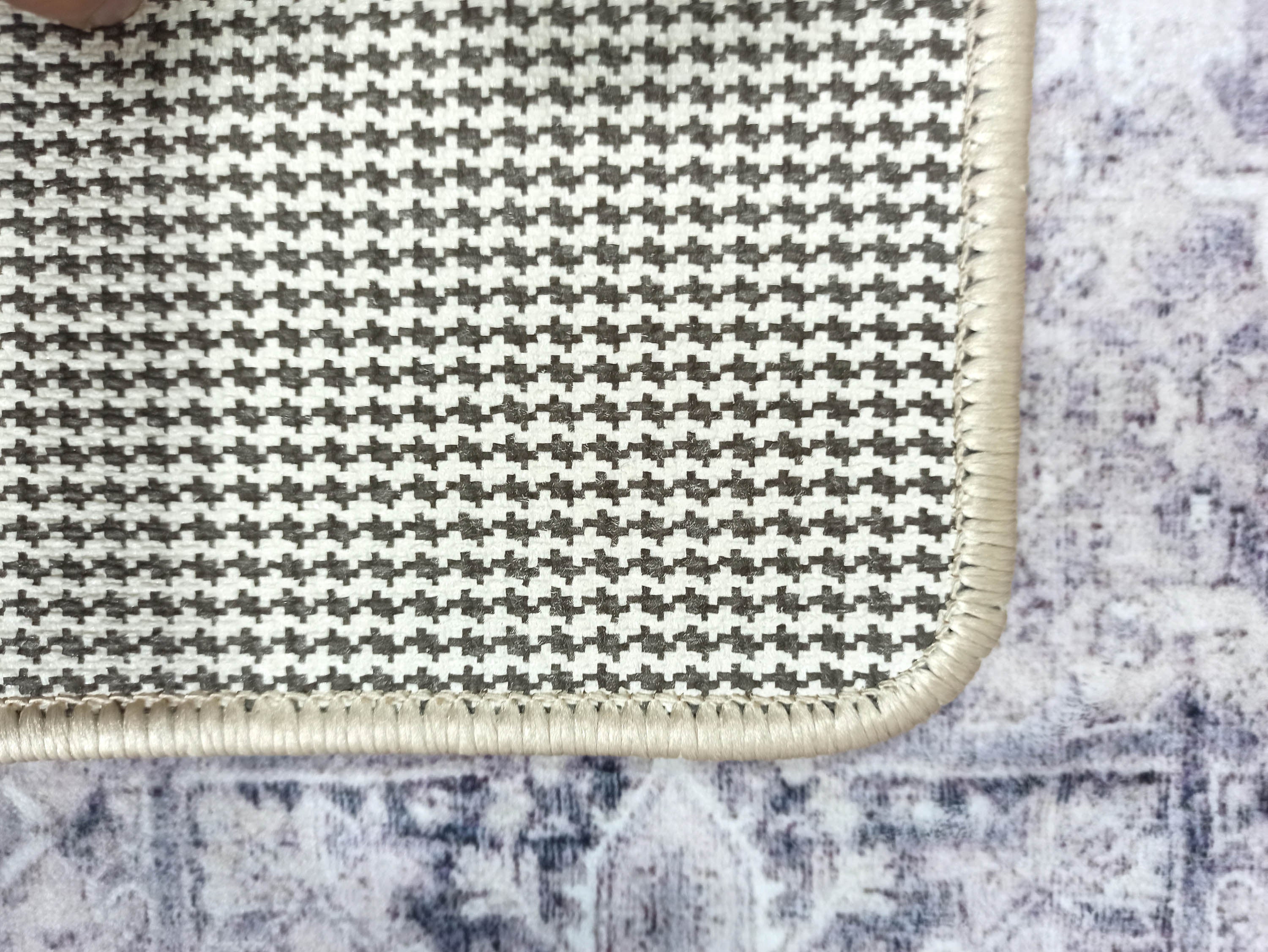 Mayven Neutral Beige Lavender Heriz Persian 2x3 Rug