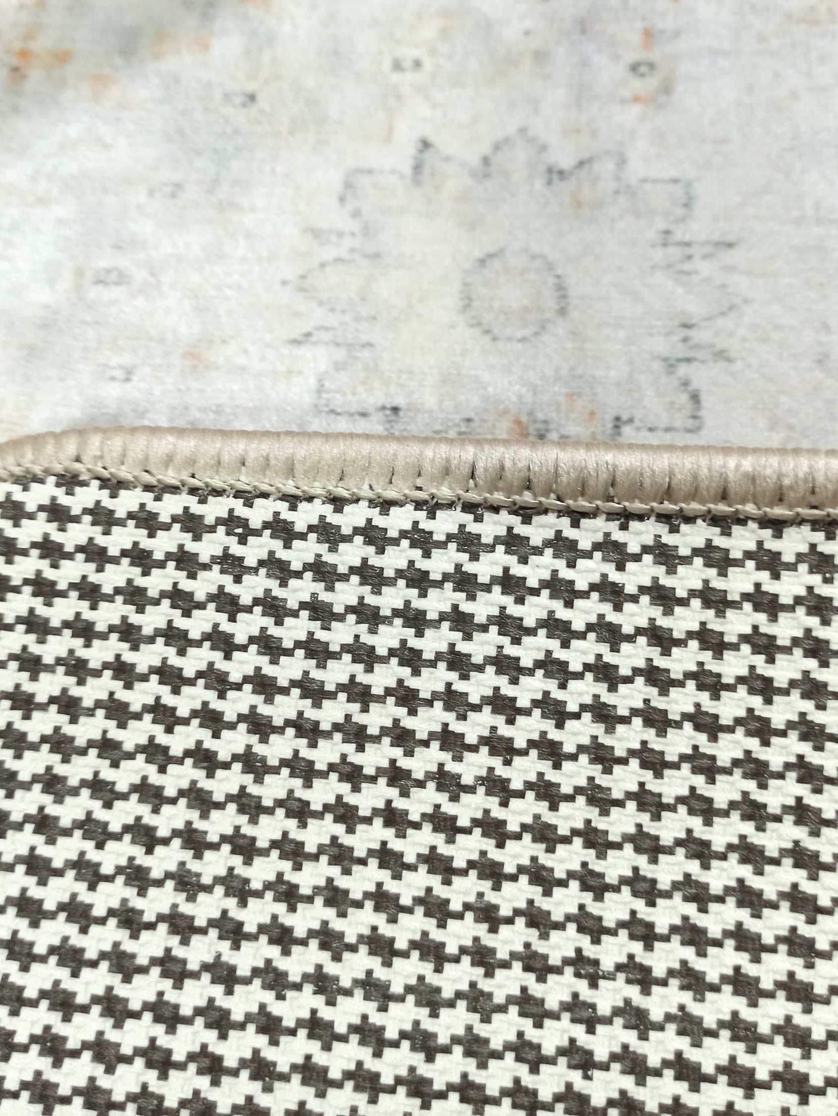 Makenna Orange Distressed Beige Turkish 2x3 Rug