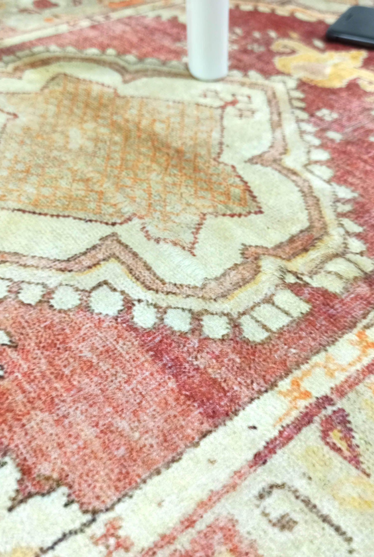 Aria Yellow Gold Medallion Turkish 2x3 Rug