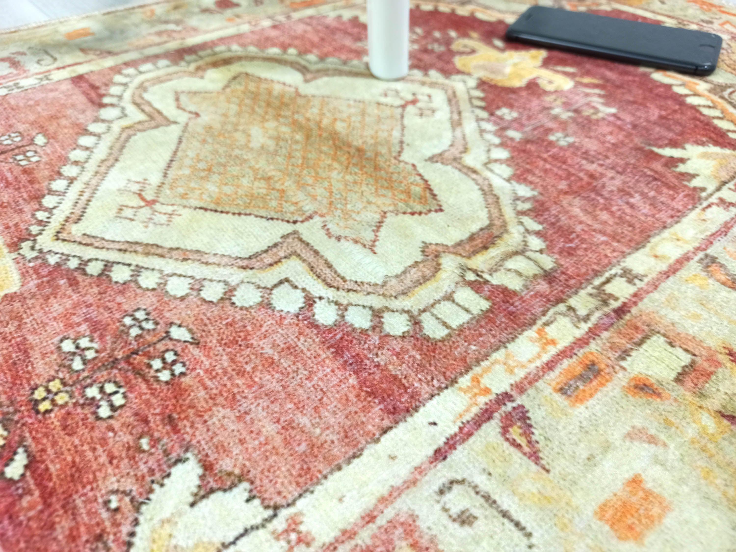 Aria Yellow Gold Medallion Turkish 2x3 Rug