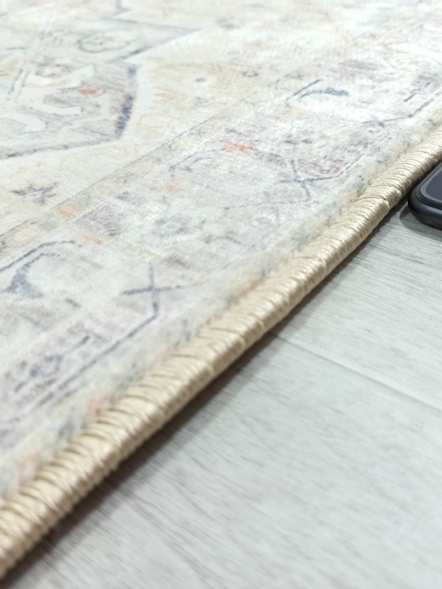 Kinzlee Neutral Beige Persian 2x3 Rug