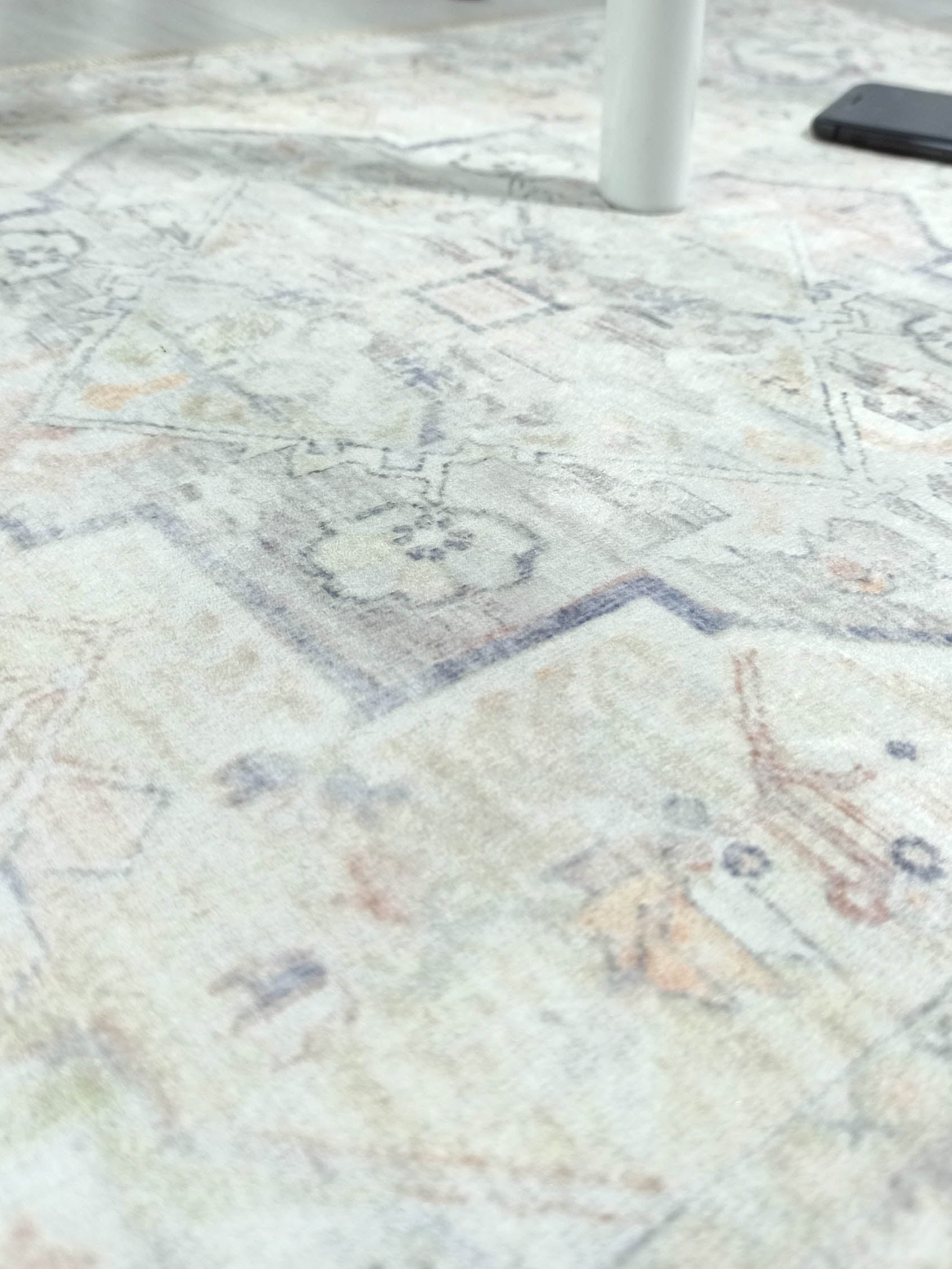 Kinzlee Neutral Beige Persian 2x3 Rug