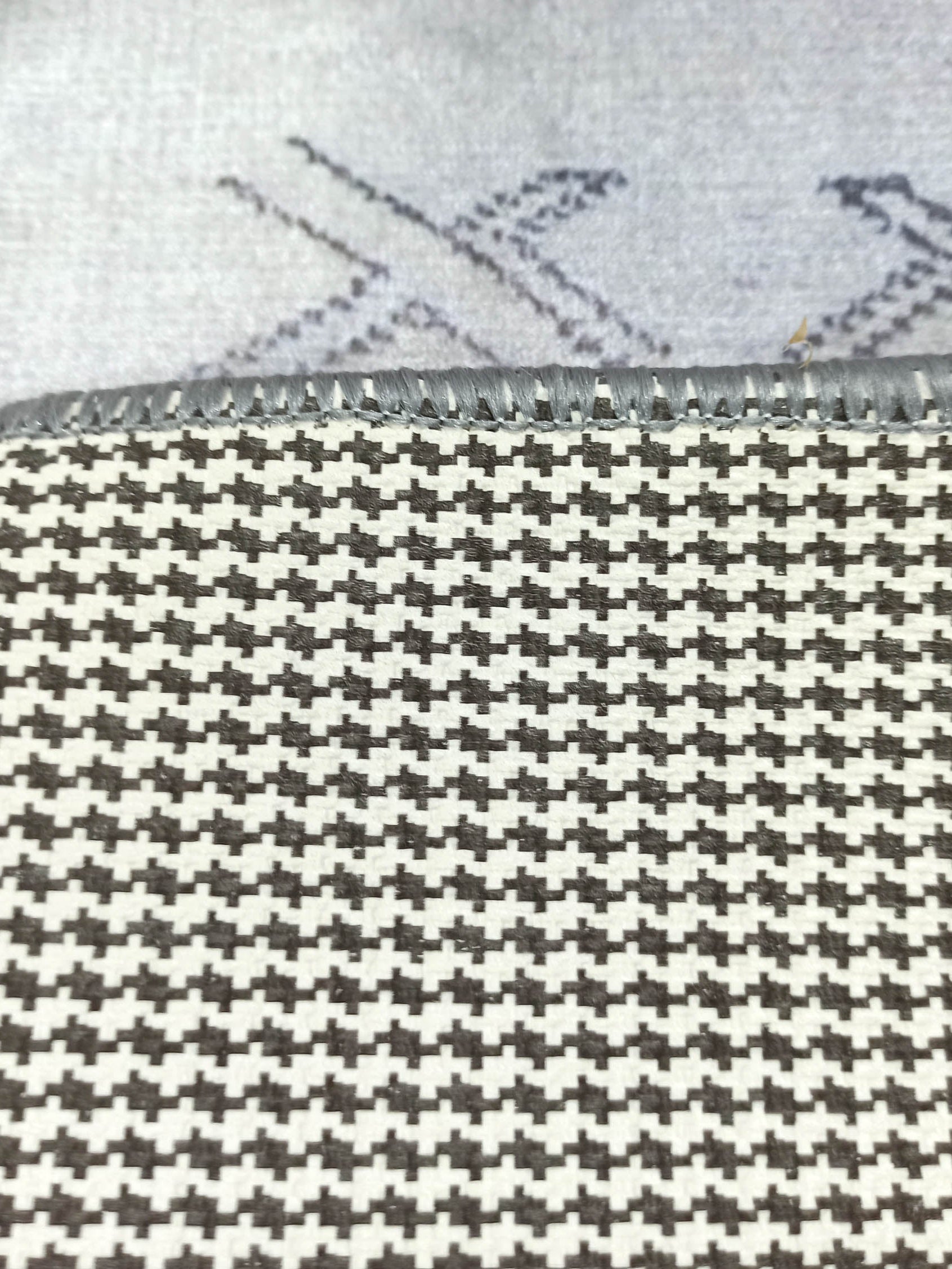 Flinda Neutral Gray Turkish Small 2x3 Rug