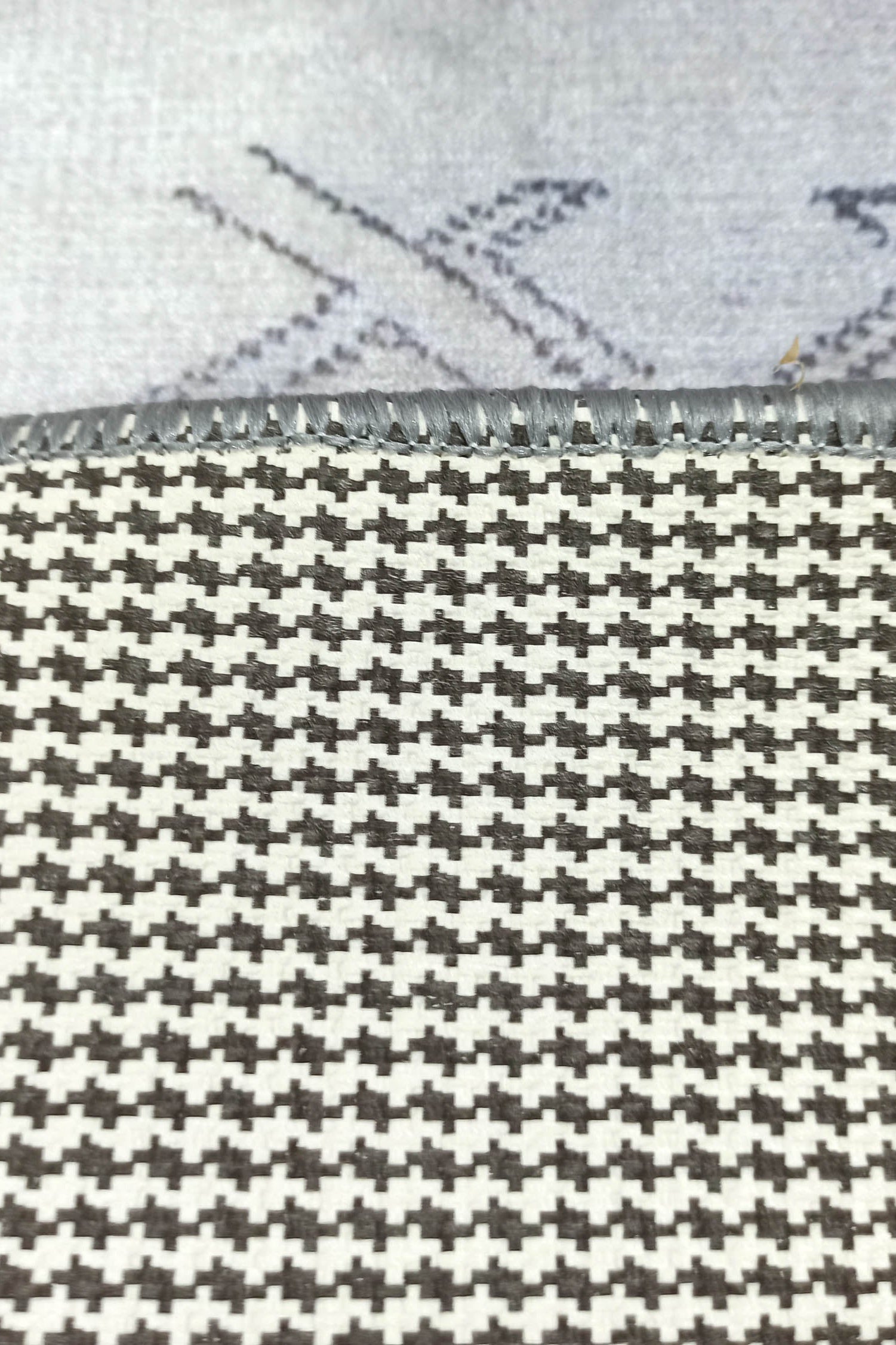 Flinda Neutral Gray Turkish Small 2x3 Rug