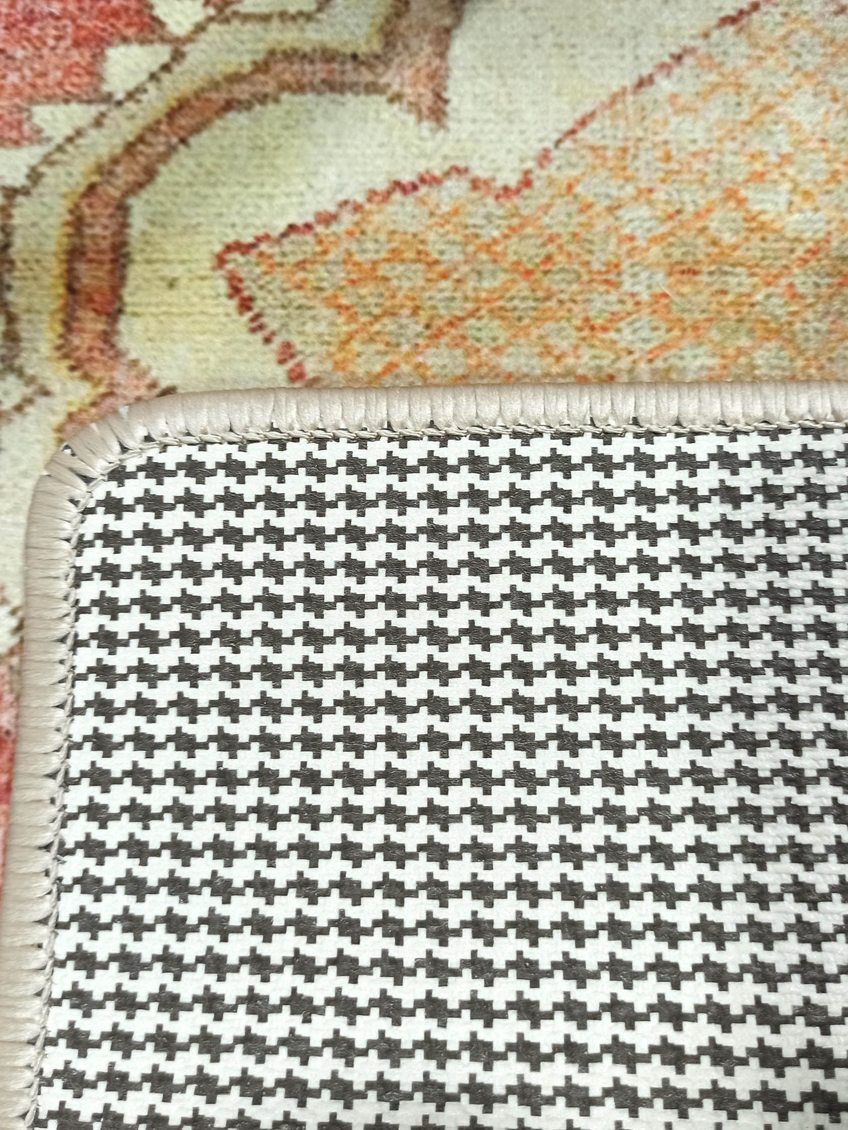 Aria Yellow Gold Medallion Turkish 2x3 Rug