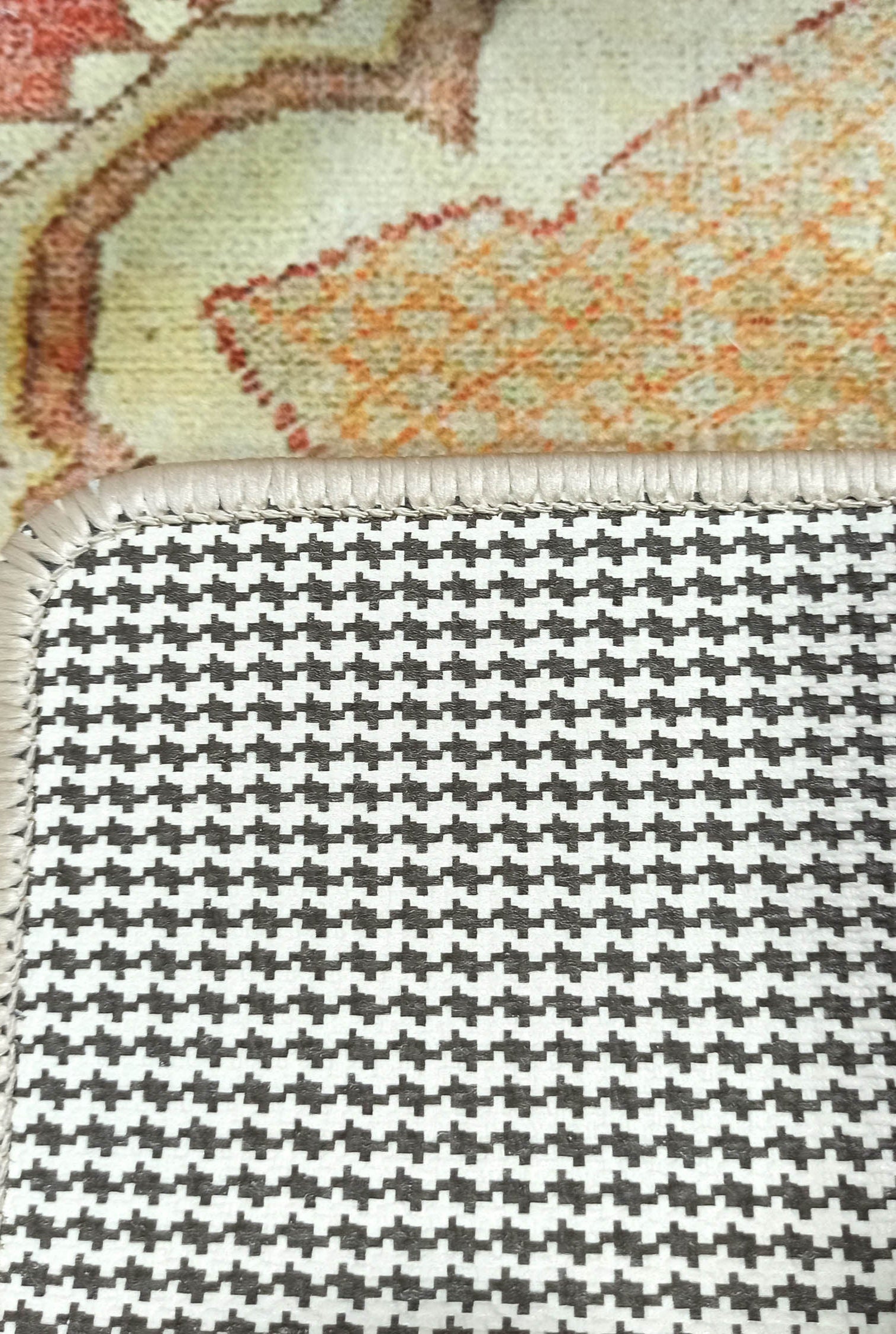 Aria Yellow Gold Medallion Turkish 2x3 Rug