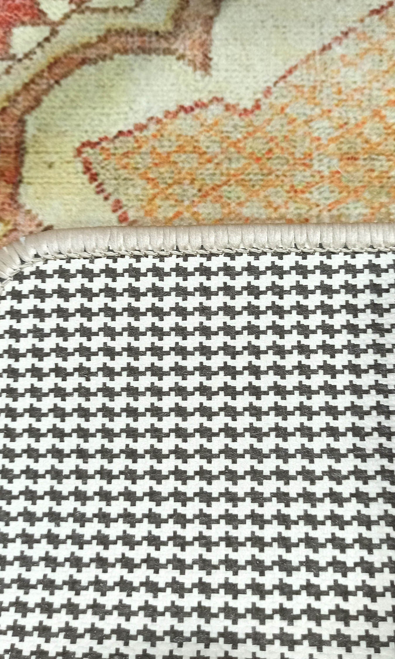 Aria Yellow Gold Medallion Turkish 2x3 Rug