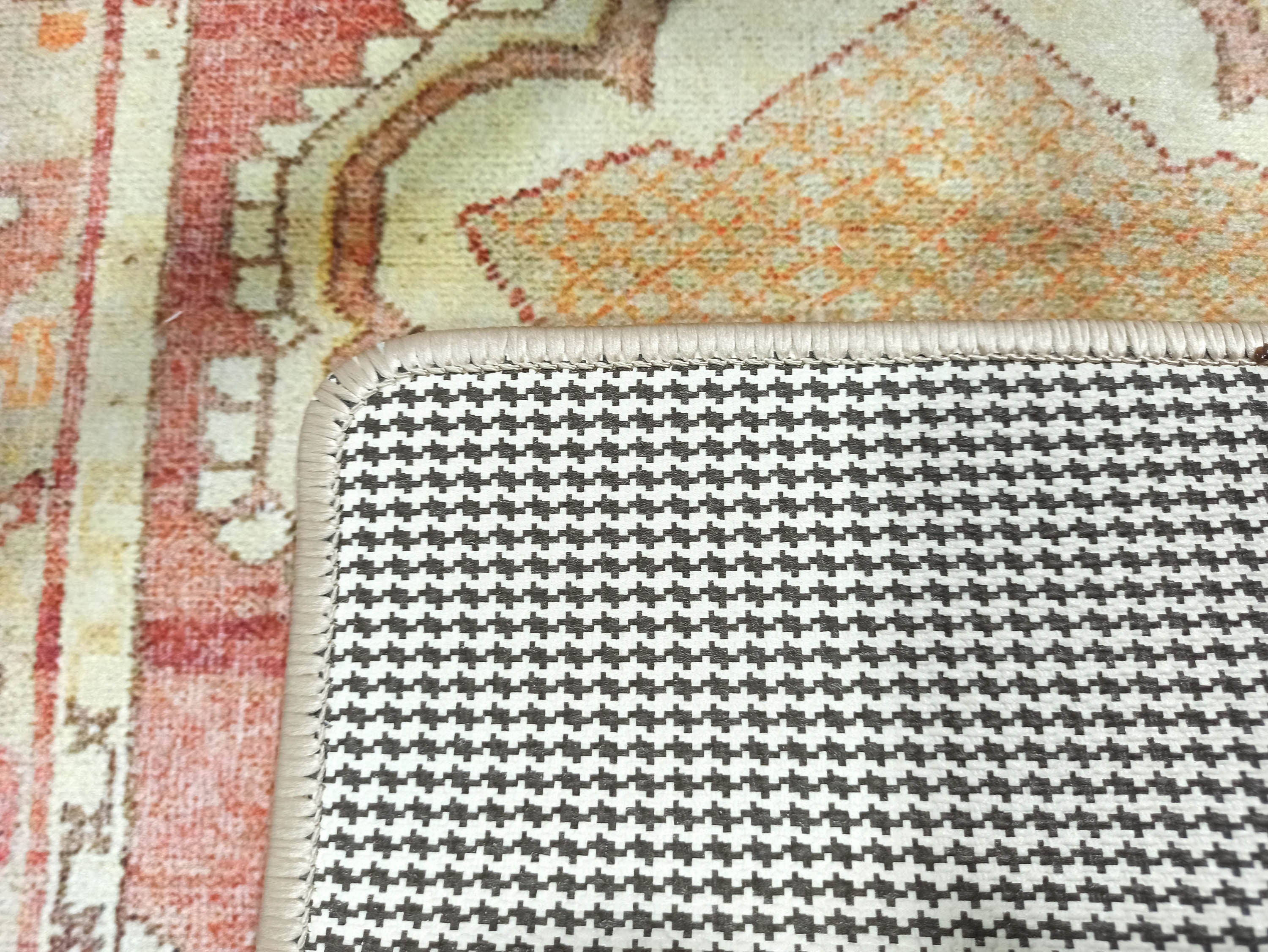 Aria Yellow Gold Medallion Turkish 2x3 Rug