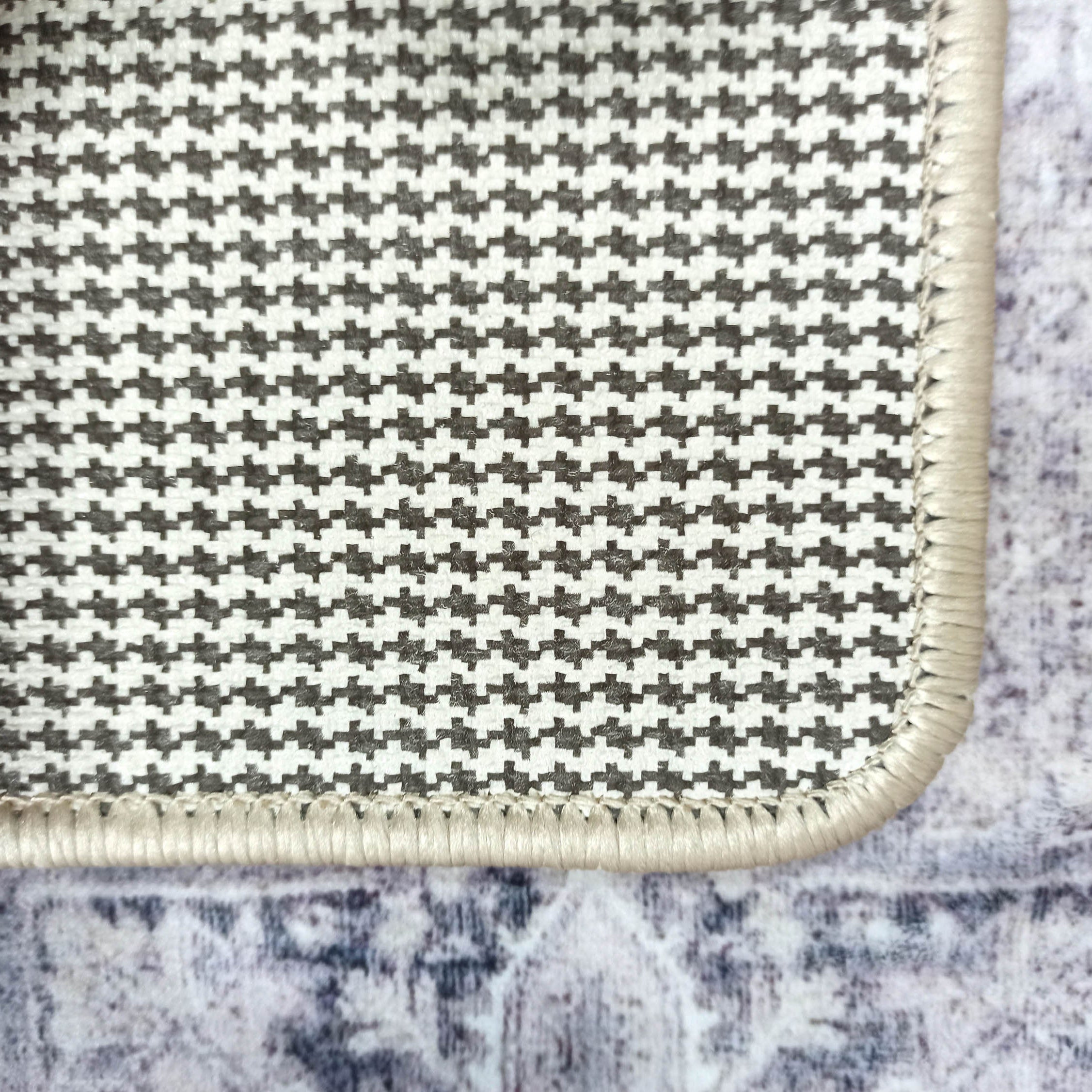 Jaylin Gray Lilac Hriz Persian 2x3 Rug