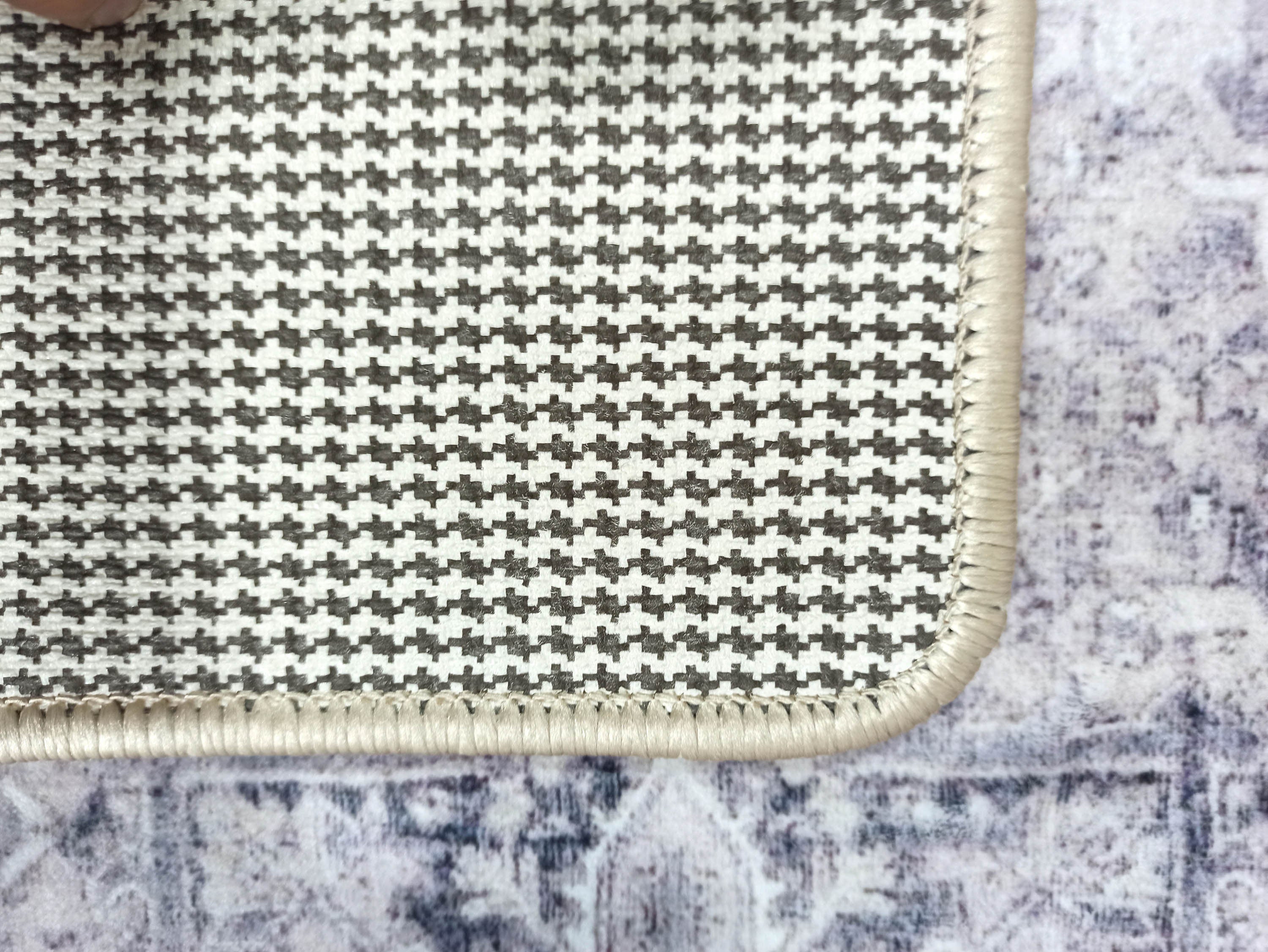 Jaylin Gray Lilac Hriz Persian 2x3 Rug