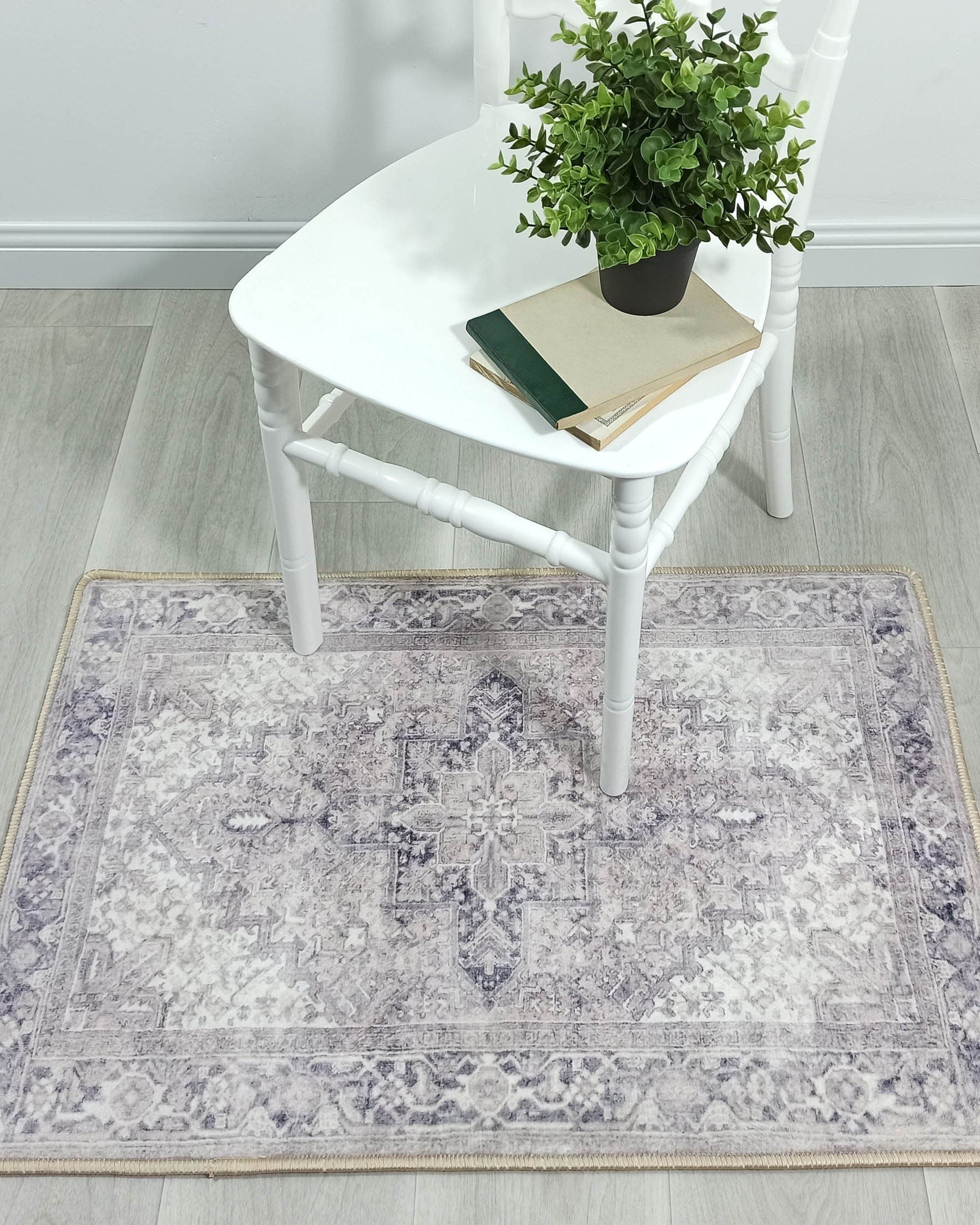 Jaylin Gray Lilac Hriz Persian 2x3 Rug