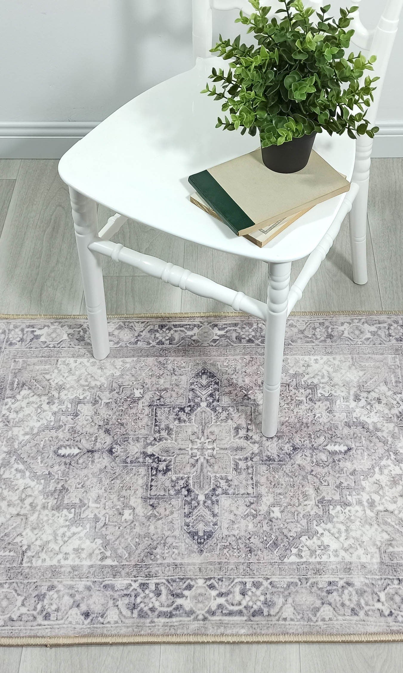 Jaylin Gray Lilac Hriz Persian 2x3 Rug