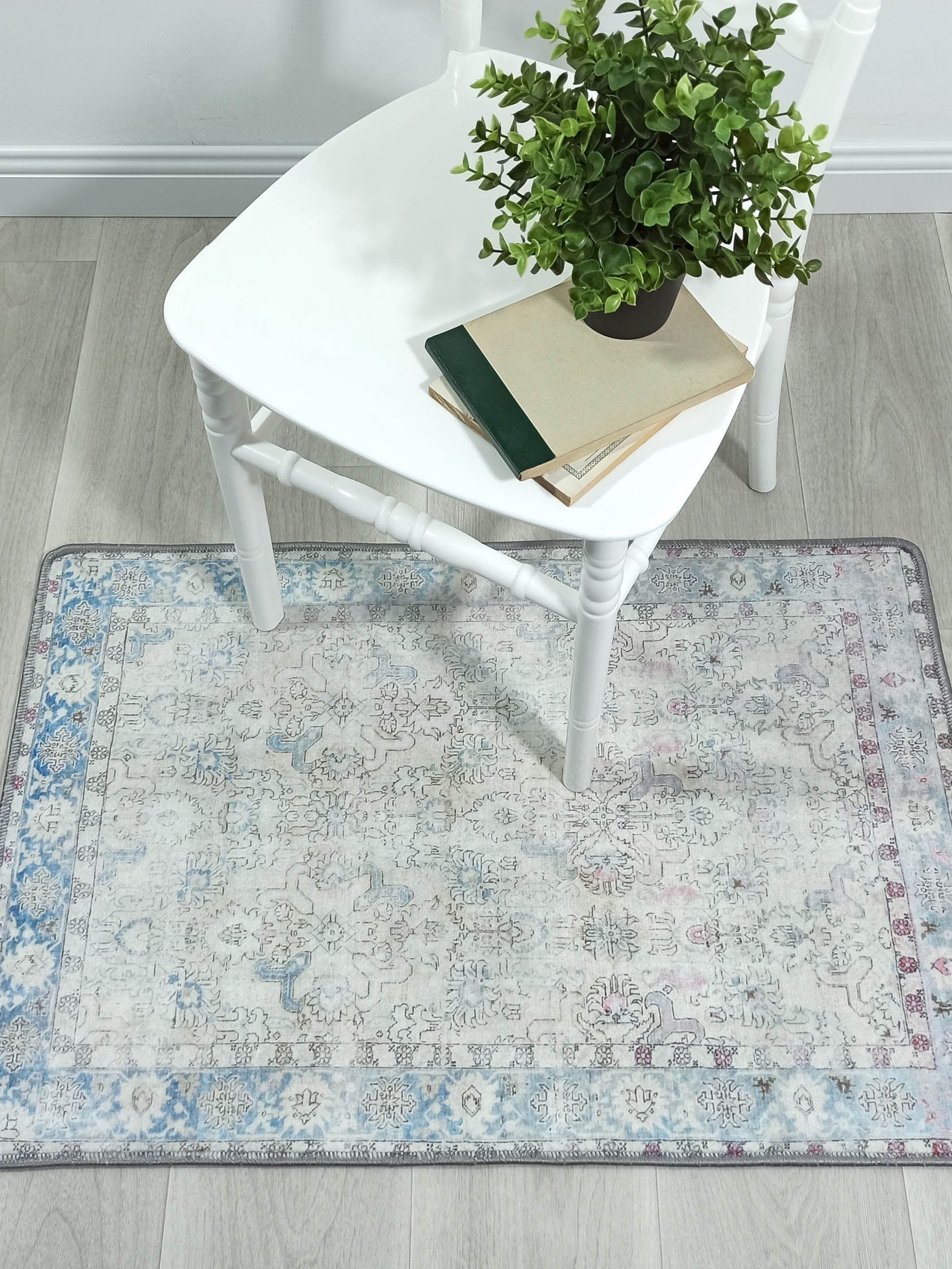 Bowie Neutral Blue Floral Turkish 2x3 Rug