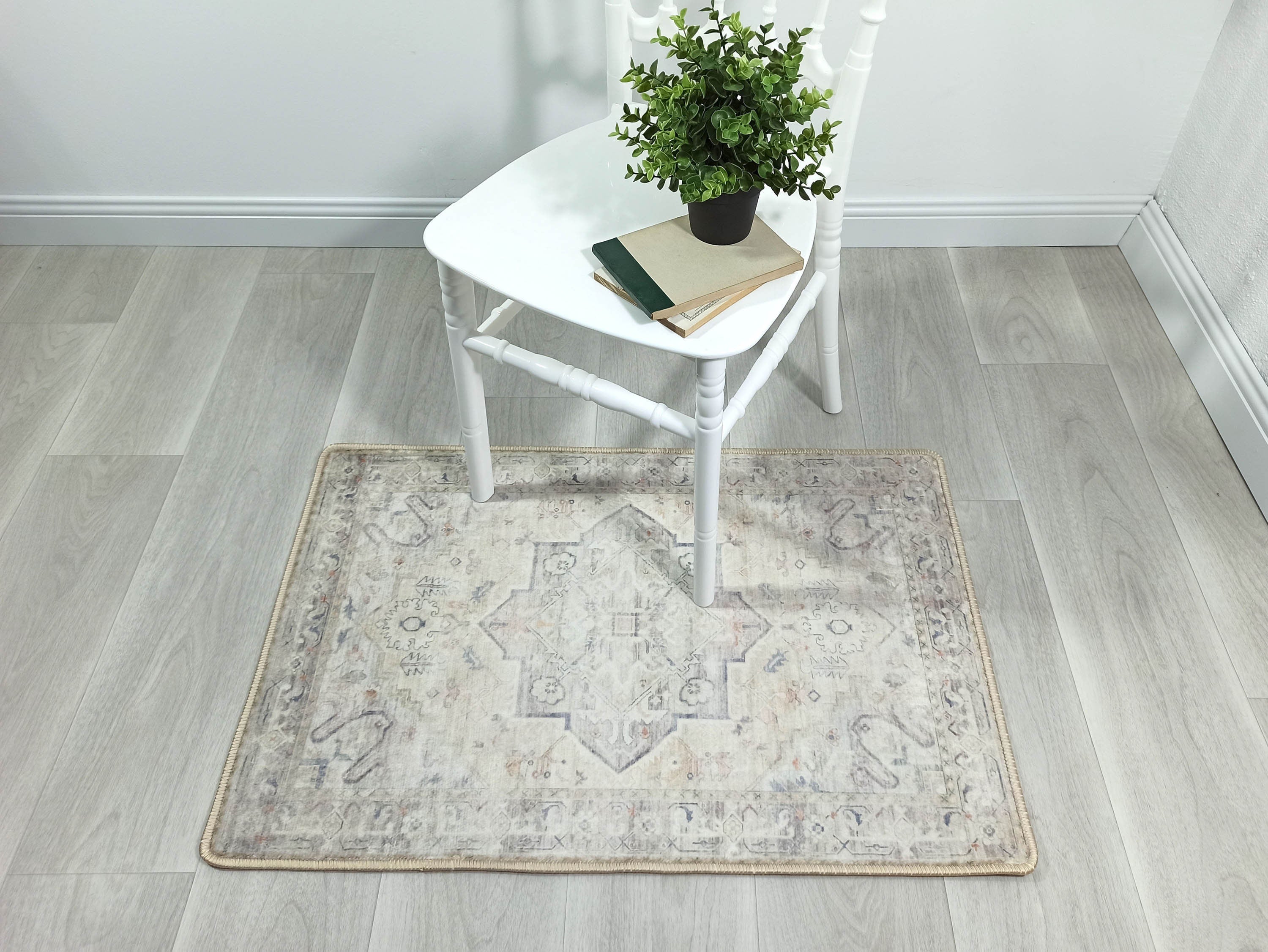 Kinzlee Neutral Beige Persian 2x3 Rug