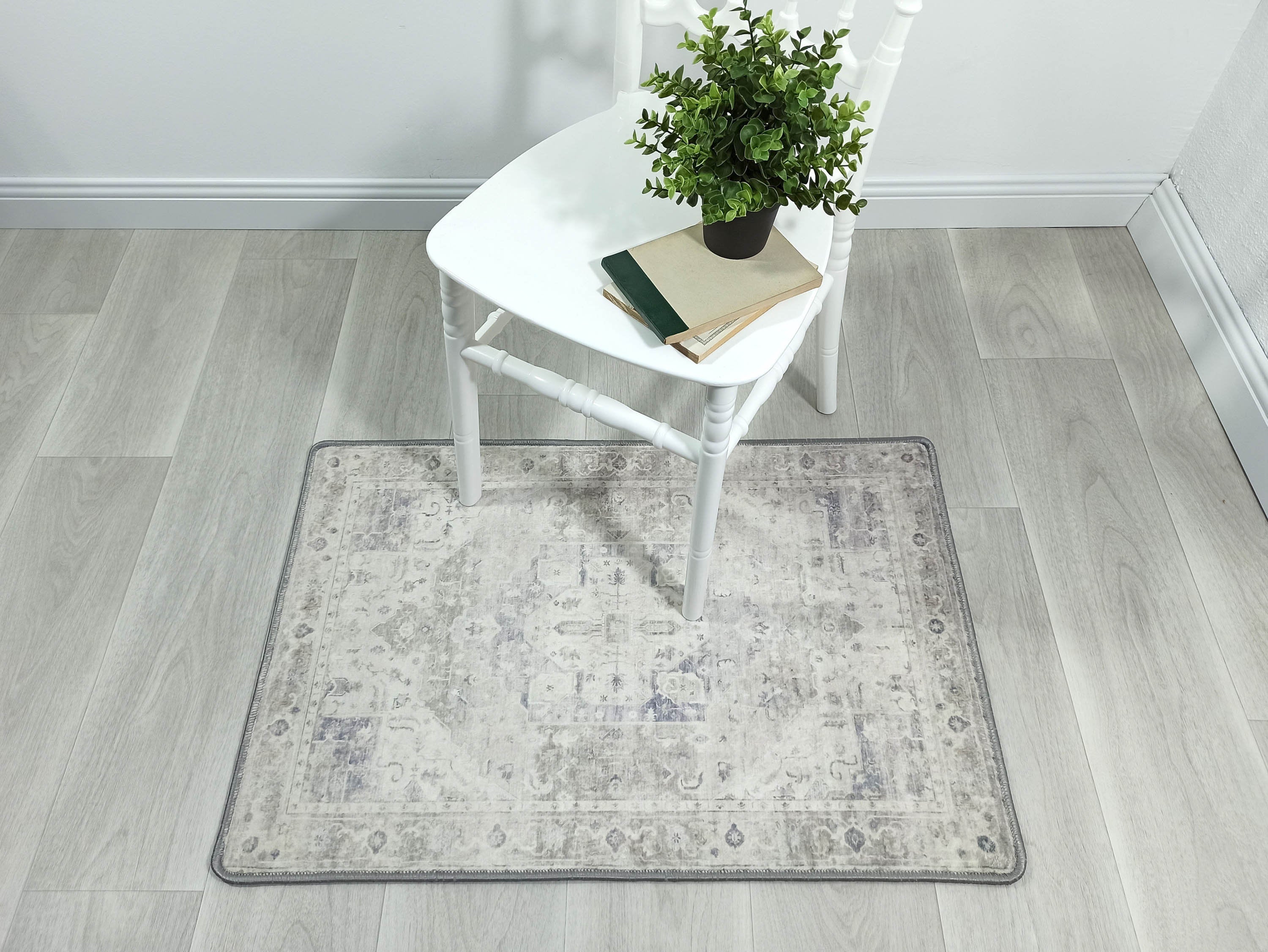 Landy Neutral Gray Heriz Persian 2x3 Rug