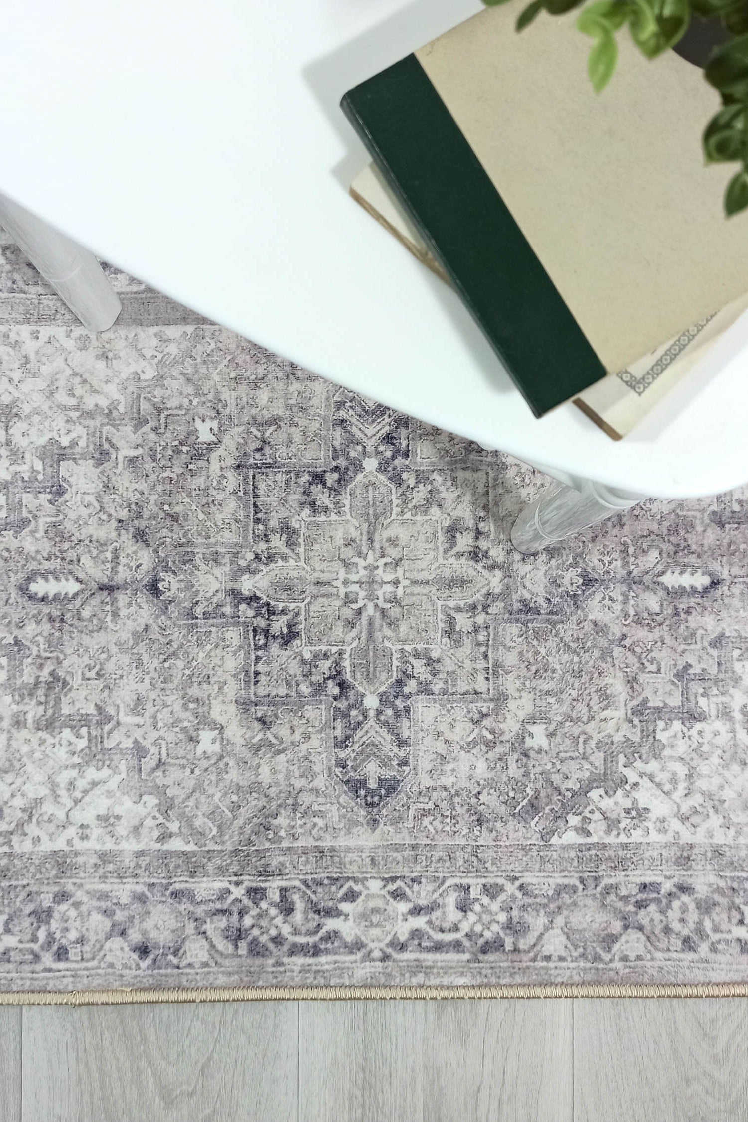 Jaylin Gray Lilac Hriz Persian 2x3 Rug