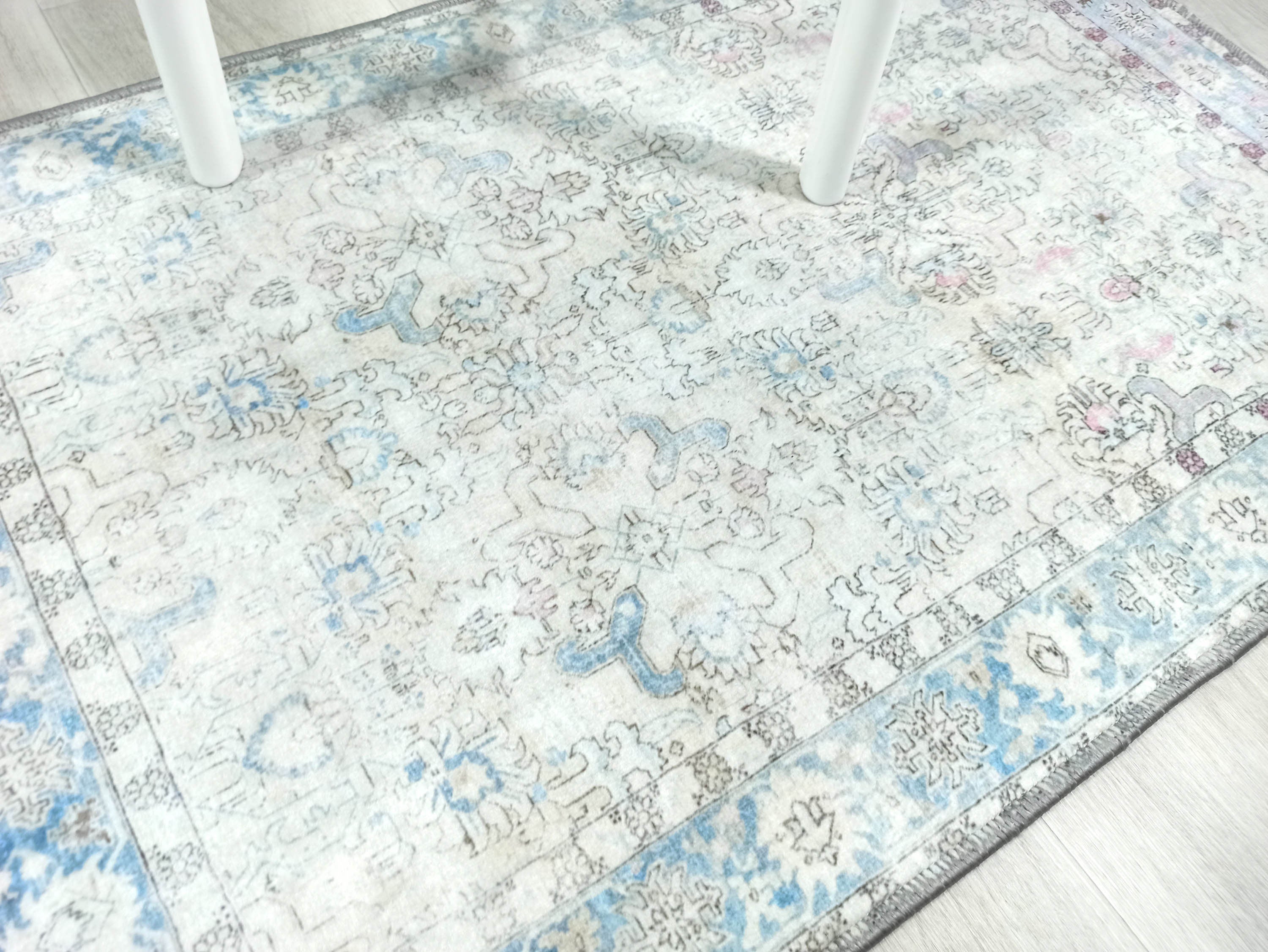 Bowie Neutral Blue Floral Turkish 2x3 Rug