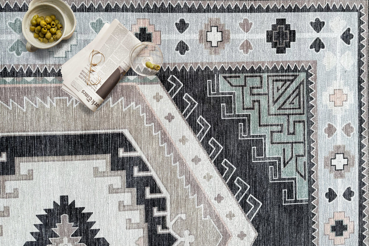 Modern Turkish Rug, Pastel Vintage Inspired Geometric Black Medallion Oversized Area Rugs for Home Living room Bedroom Bathroom Kitchen