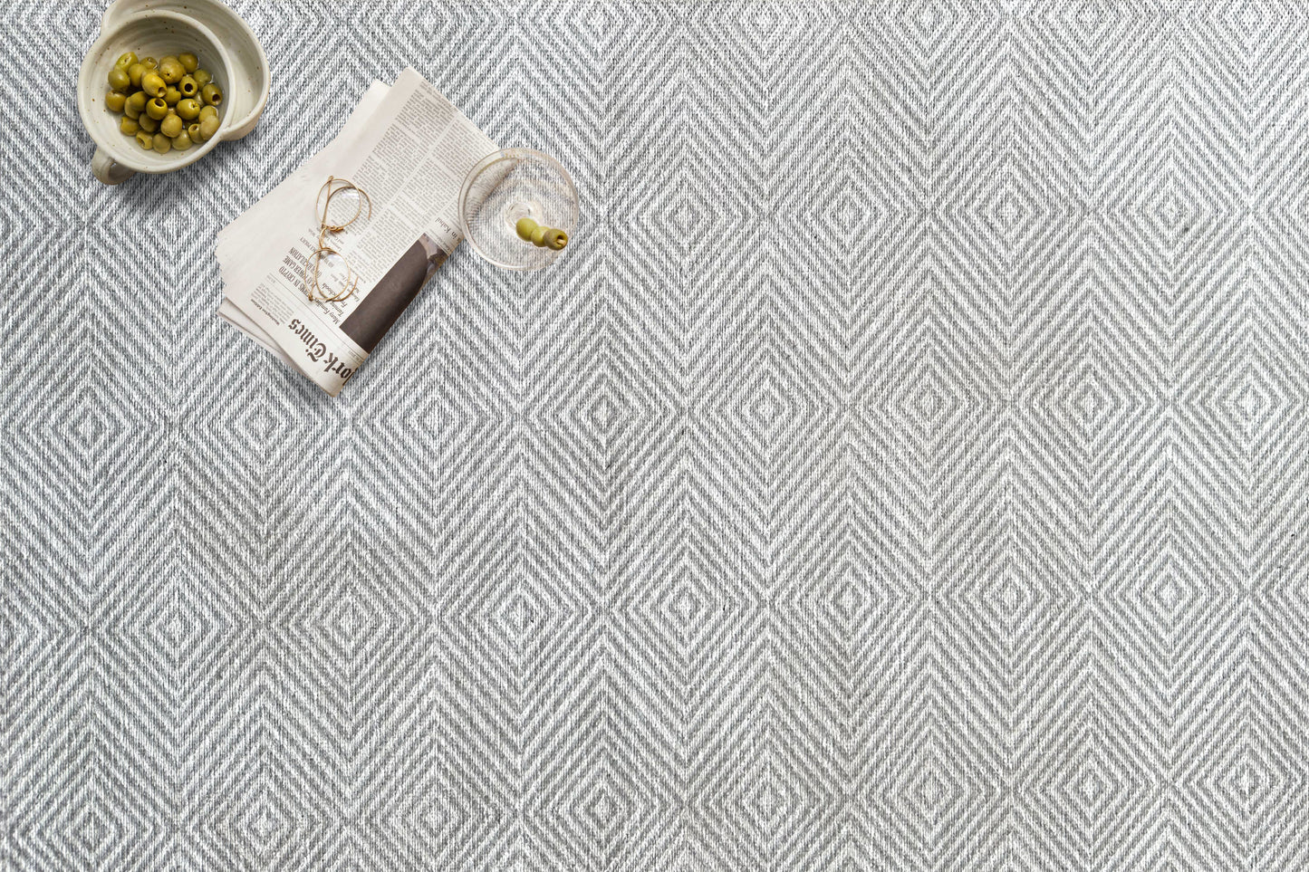 Modern Turkish Rug, Pastel Vintage Inspired Geometric Cream Oversized Area Rugs for Home Living room Bedroom Bathroom Kitchen