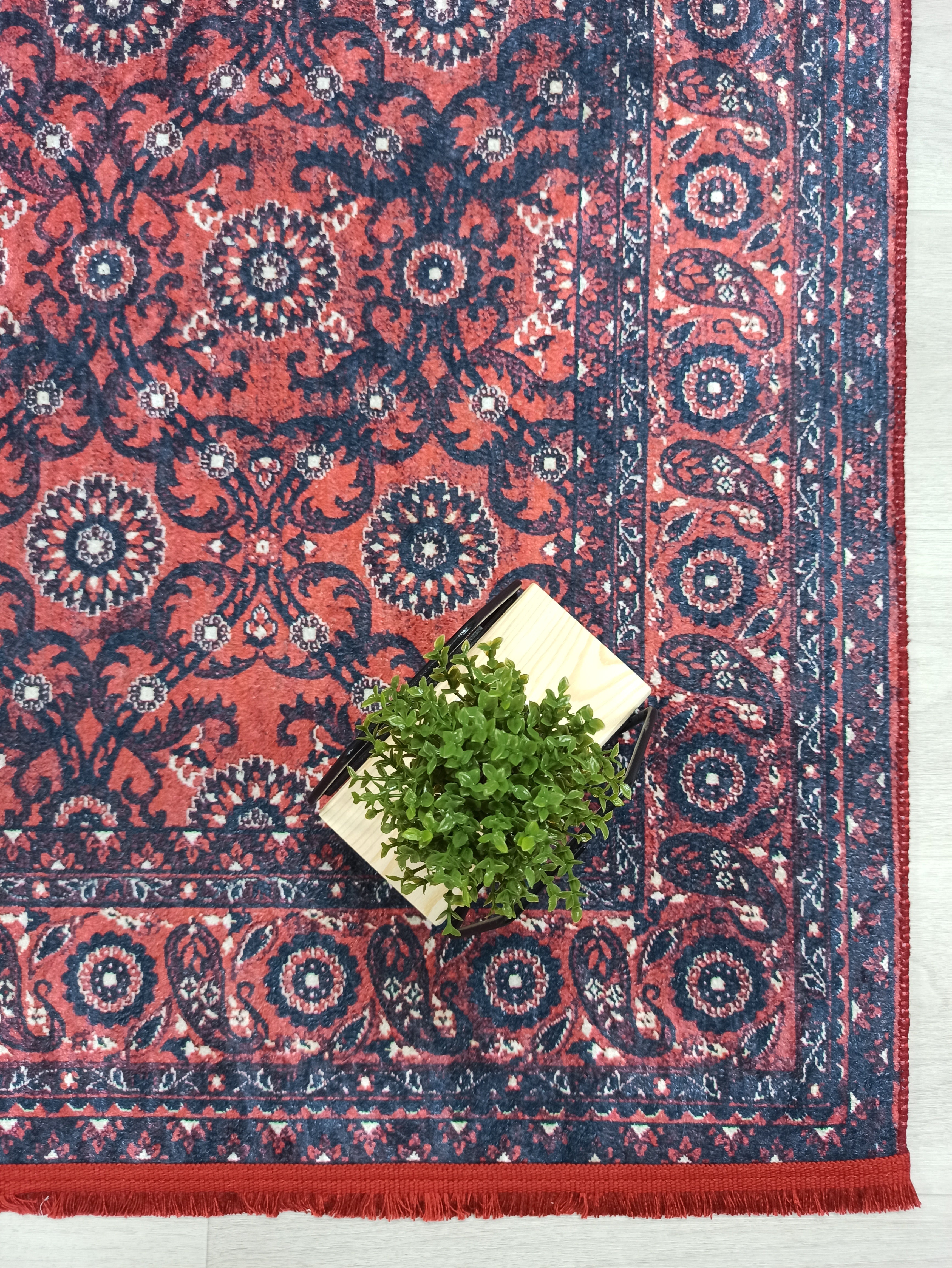 Red Persian Heriz Vintage Style Runner & Rug