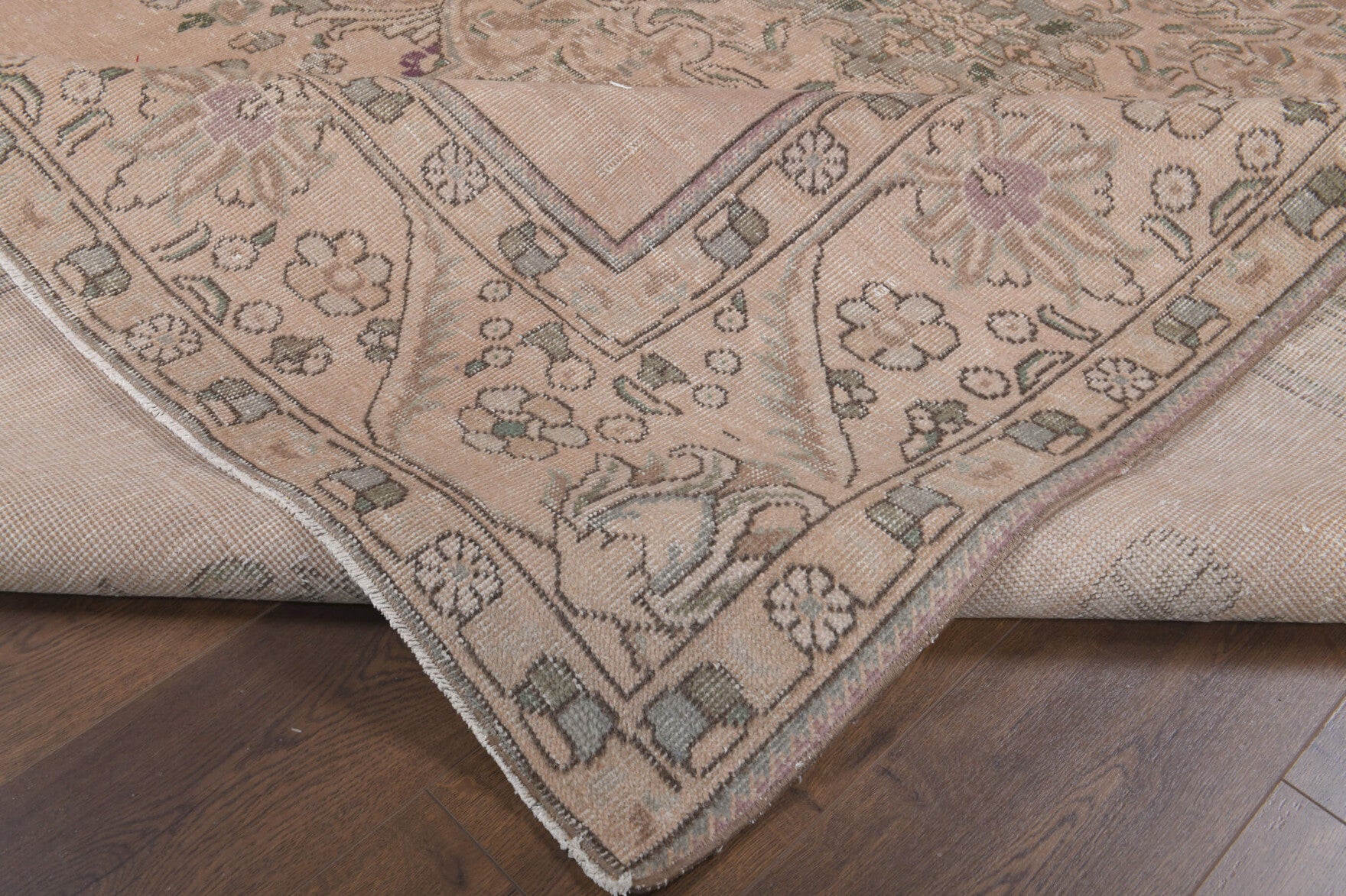 Handmade wool rug from the Persian region – Vintage Persian Large Area Rug 9'6" x 12'8"