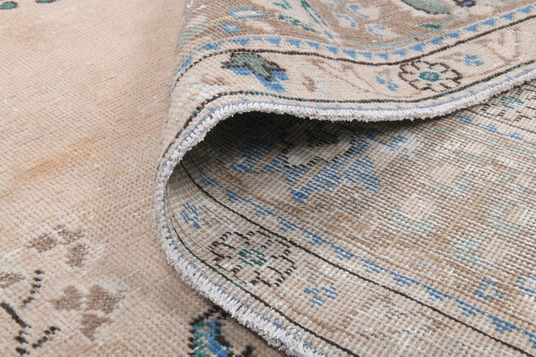 Hand-crafted Persian vintage rug Denizgul in wool, 1970s