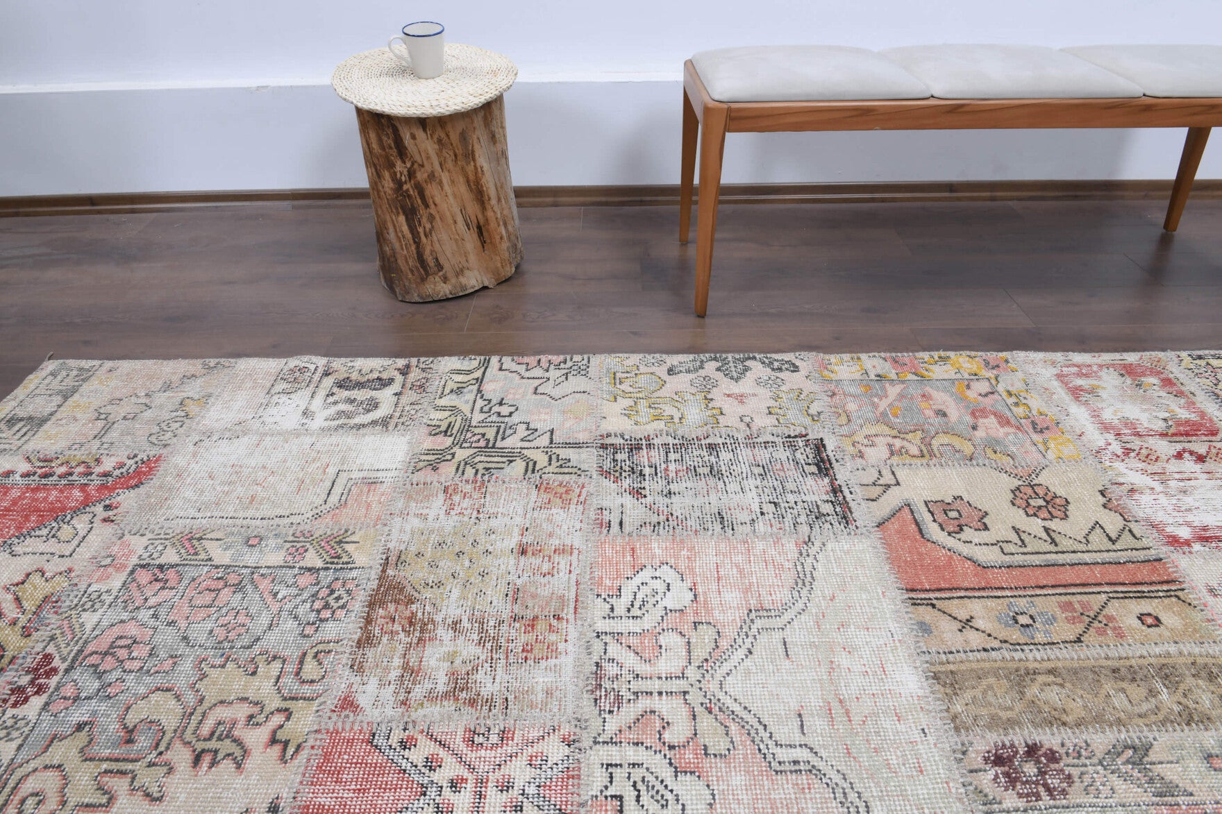 Amaranthsthene – vintage tribal rug for living room or bedroom, 9'11" x 13'2" (303x402 cm)