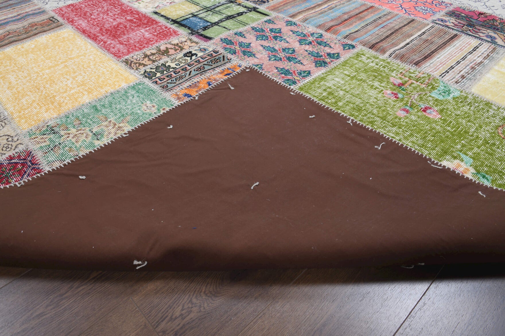 303x402 cm vintage patchwork Anatolian area rug – Aglaopelia, low pile, wool