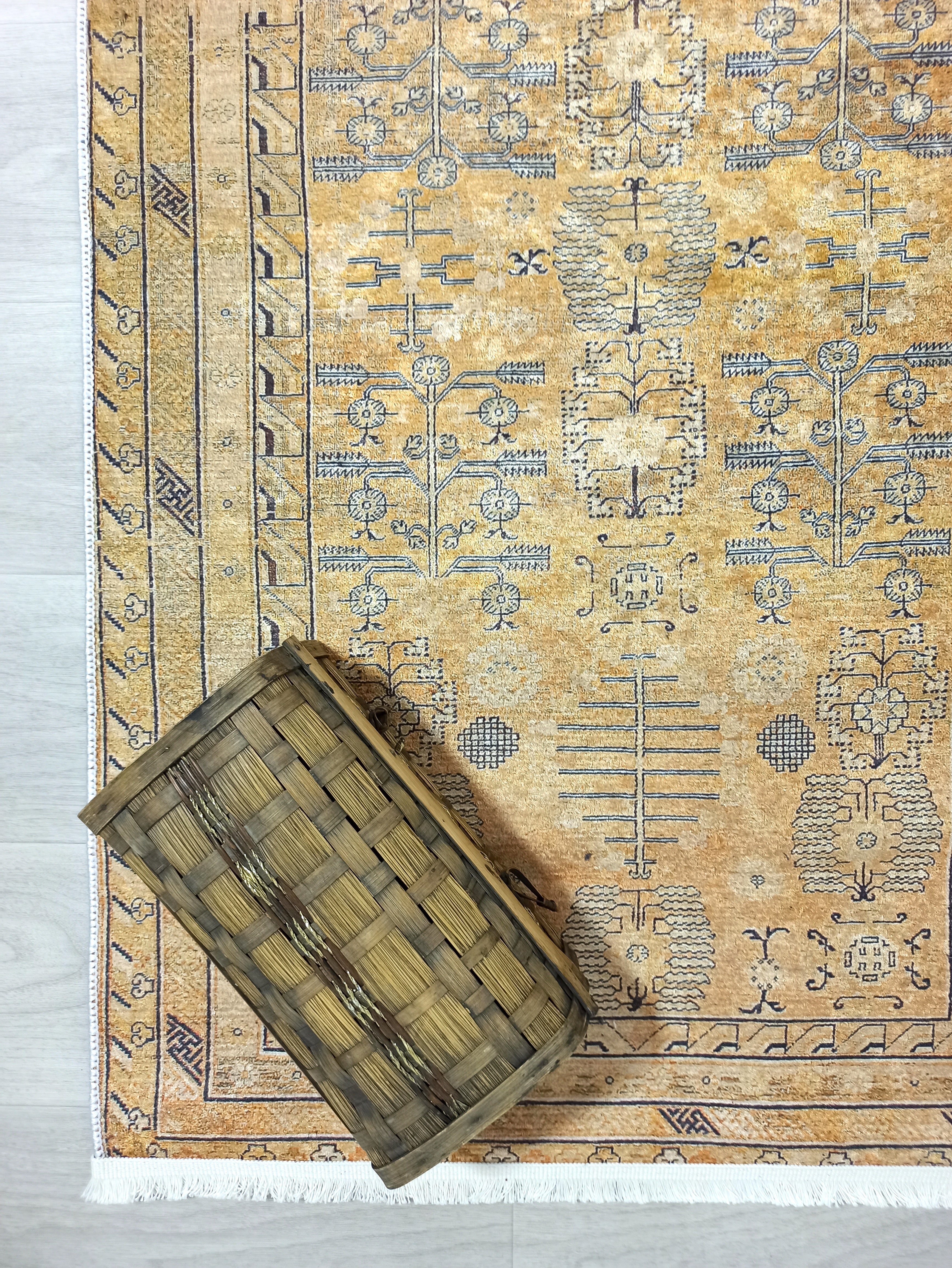 Persian Style Beige Yellow Vintage Design Rug