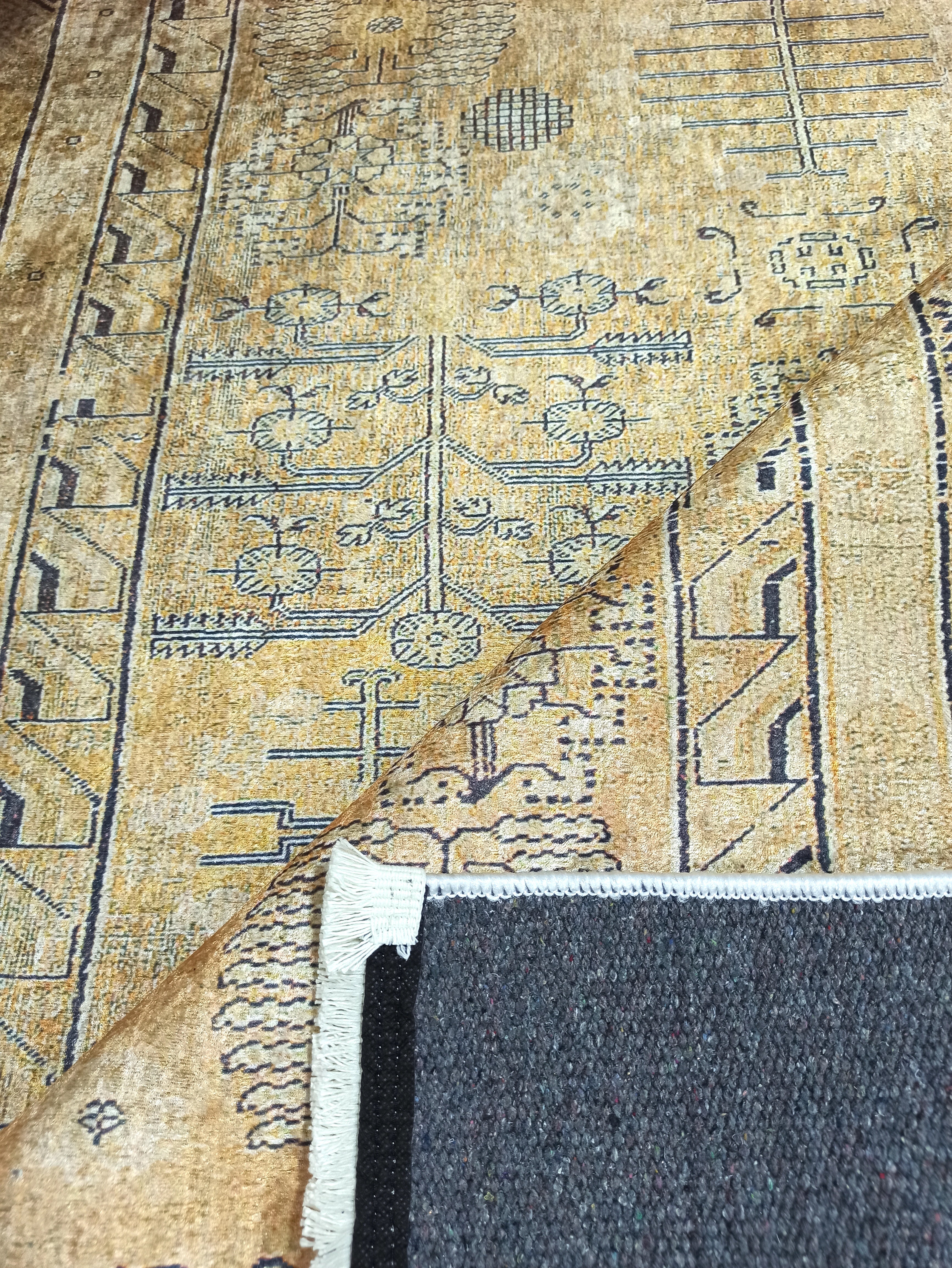 Persian Style Beige Yellow Vintage Design Rug