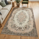 Tribal pattern on the Myrtomorphe Aysu vintage area rug – handmade in Anatolia, Turkey