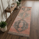 Geometric pattern on the Kyrimeda Beneke vintage runner rug – handmade in Anatolia, Turkey