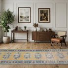 Tribal pattern on the Ferahpezir Daleyza vintage runner rug – handmade in Anatolia, Turkey