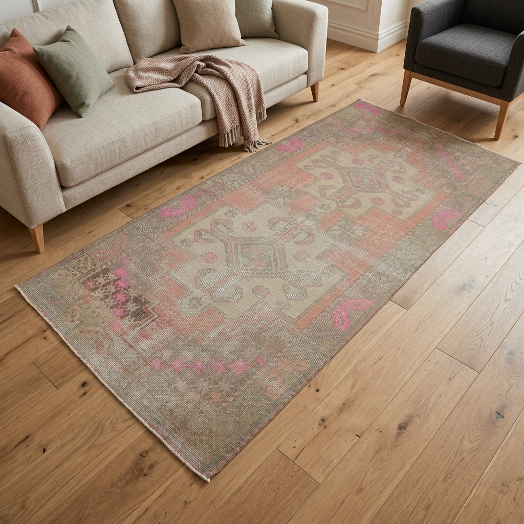 Tribal pattern on the Halope antique washed vintage area rug – handmade in Anatolia, Turkey