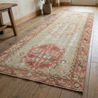 Tribal pattern on the Gulnihal vintage area rug – handmade in Anatolia, Turkey