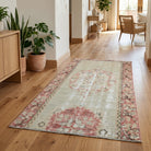 Tribal pattern on the Gulnihal vintage area rug – handmade in Anatolia, Turkey