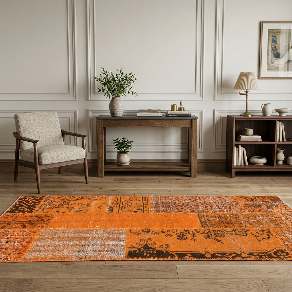 Pattern on the Petrochoria vintage patchwork runner rug – handmade in Anatolia, Turkey