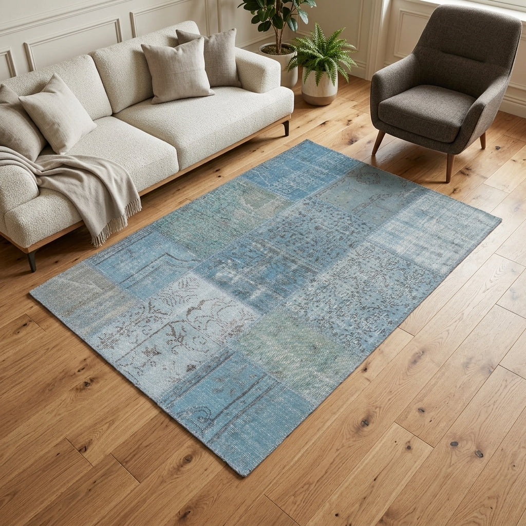 Abstract pattern on the Hesperkome vintage patchwork area rug – handmade in Anatolia, Turkey