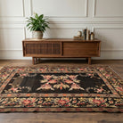 Pattern on the Tuznaz vintage kilim rug – handwoven flatweave in Anatolia, Turkey