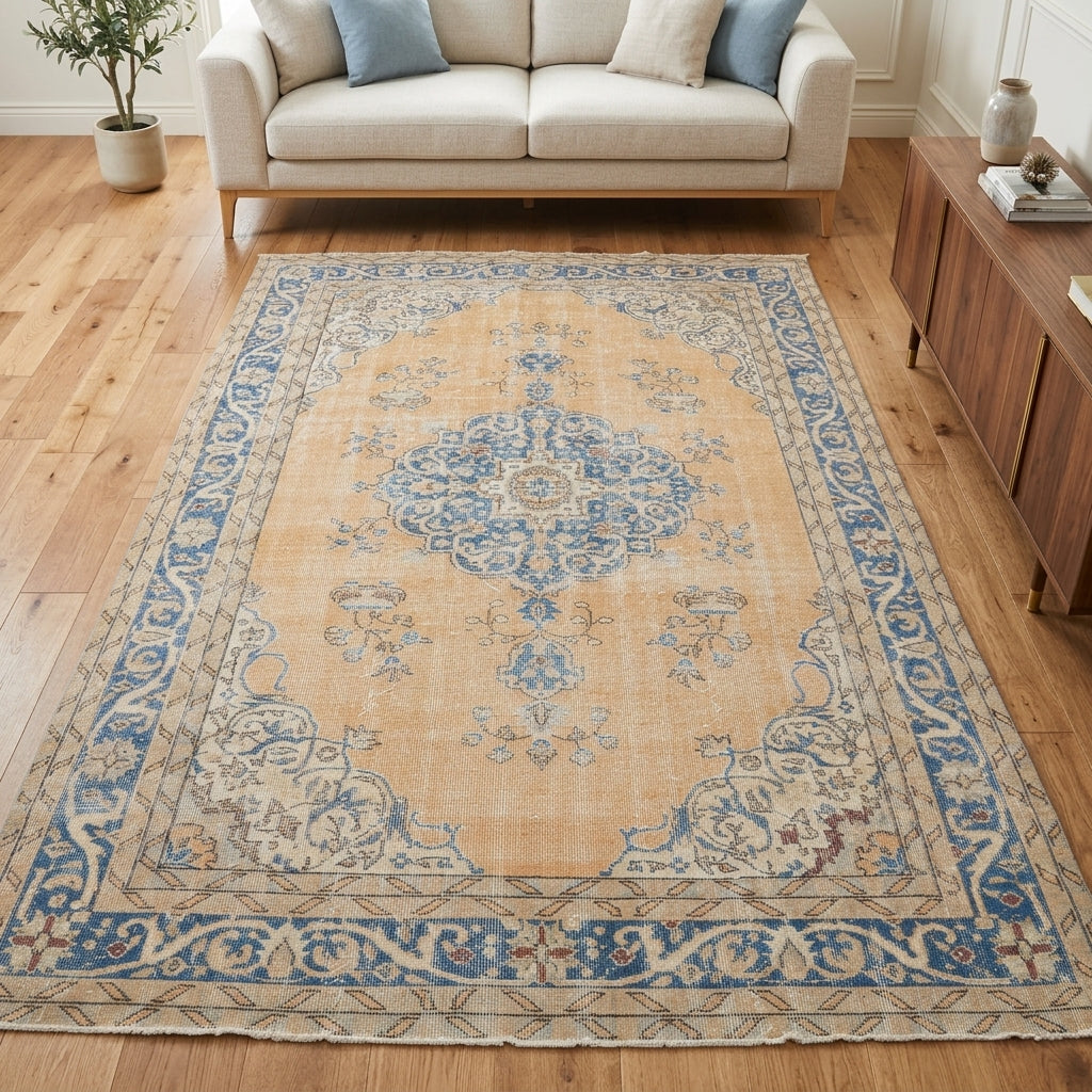 Tribal pattern on the Agathodike Feride vintage area rug – handmade in Anatolia, Turkey
