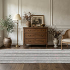 Striped pattern on the Suzansultan vintage kilim runner rug – handwoven flatweave in Anatolia, Turkey