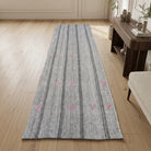 Striped pattern on the Suzansultan vintage kilim runner rug – handwoven flatweave in Anatolia, Turkey