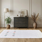 Solid pattern on the Smaragdomene vintage kilim runner rug – handwoven flatweave in Anatolia, Turkey
