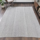Solid pattern on the Ecesultan vintage kilim rug – handwoven flatweave in Anatolia, Turkey