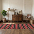 Striped pattern on the Servisik vintage kilim runner rug – handwoven flatweave in Anatolia, Turkey