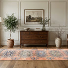 Floral pattern on the Bademperi vintage runner rug – handmade in Anatolia, Turkey