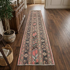 Tribal pattern on the Perikusa vintage patchwork runner rug – handmade in Anatolia, Turkey
