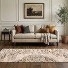 Floral pattern on the Hedypetra vintage runner rug – handmade in Anatolia, Turkey