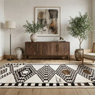 Ikat pattern on the Ecepare vintage runner rug – handmade in Anatolia, Turkey