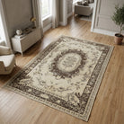 Oriental pattern on the Berrakperver vintage area rug – handmade in Anatolia, Turkey